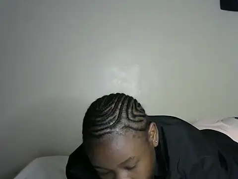 Novah  online show from November 16, 9:19 pm