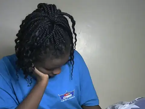 Novah  online show from October 30, 8:28 pm