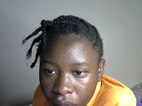 Novah  online show from February 6, 9:22 pm