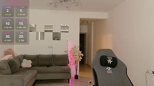 LovelyBianca online show from May 16, 7:35 pm