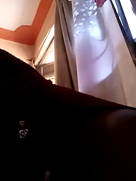 Snapshot of Swit_virgin22 chatting on April 21, 5:36 am Swit virgin22 online show from April 21, 5:36 am