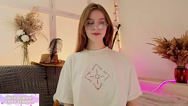JennyDilly online show from April 30, 6:26 pm