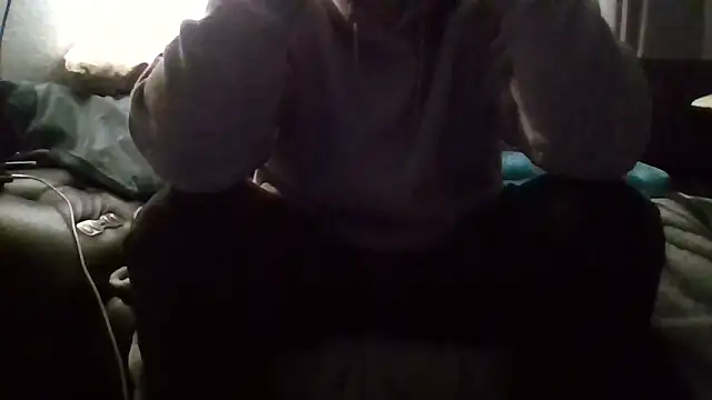 Snapshot of Au_plaisir_des_femmes chatting on November 13, 11:30 pm Au plaisir des femmes online show from November 13, 11:30 pm