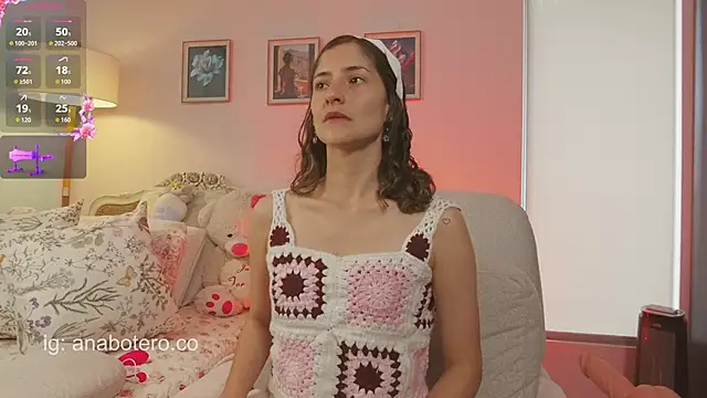 KittyAna online show from October 29, 7:35 pm