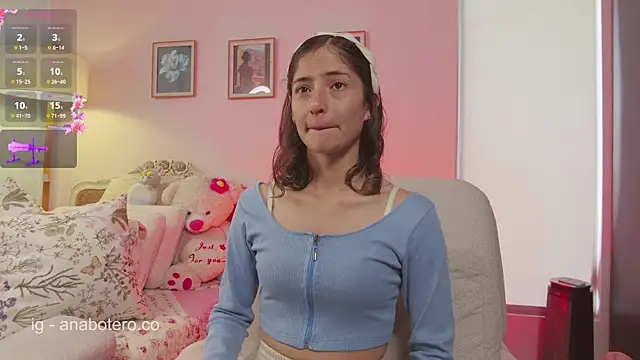 KittyAna online show from October 13, 8:10 pm