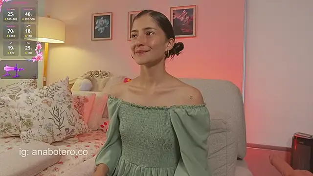 KittyAna online show from October 27, 8:32 pm