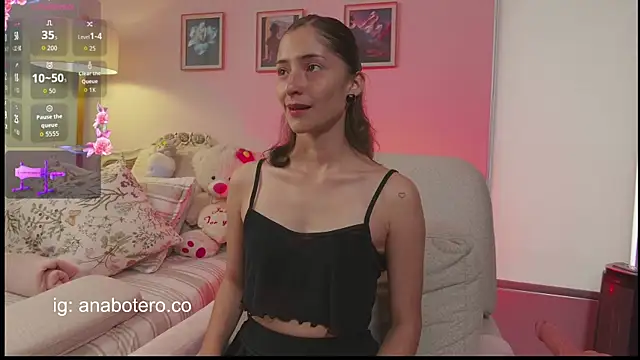 KittyAna online show from November 20, 7:58 pm