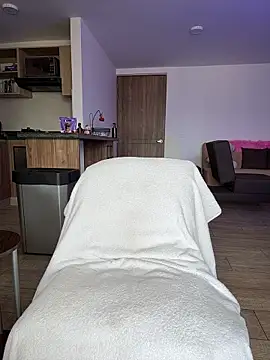 Georgiafox online show from January 6, 4:00 pm