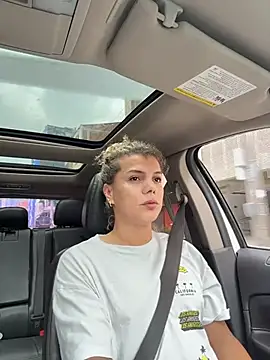 Snapshot of Georgiafox chatting on October 19, 1:47 pm Georgiafox online show from October 19, 1:47 pm