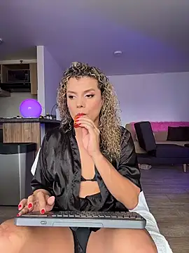 Snapshot of Georgiafox chatting on October 27, 4:08 pm Georgiafox online show from October 27, 4:08 pm