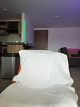 Georgiafox online show from May 16, 3:11 pm
