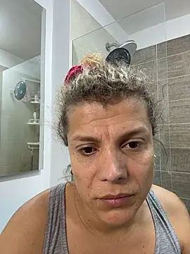 Snapshot of Georgiafox chatting on November 5, 2:20 pm Georgiafox online show from November 5, 2:20 pm