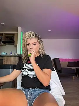 Georgiafox online show from March 20, 4:52 pm