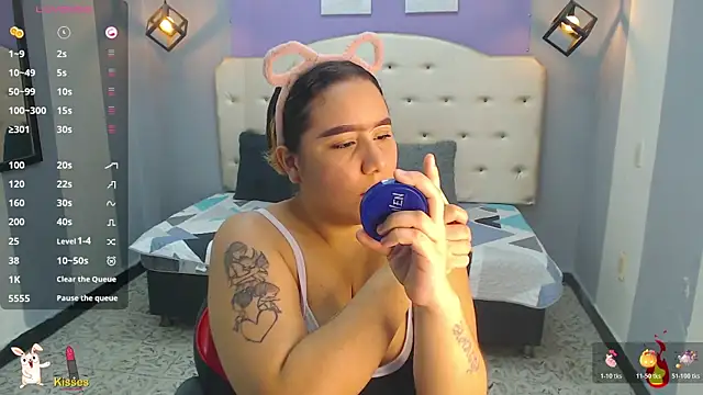 Snapshot of Kathiasaints chatting on October 25, 7:47 pm Kathiasaints online show from October 25, 7:47 pm