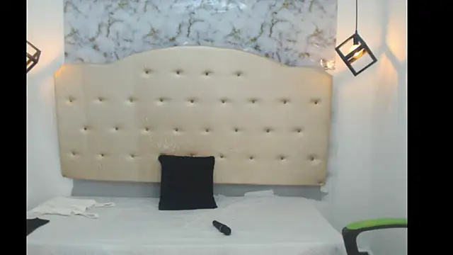 Kathiasaints online show from April 5, 6:03 pm