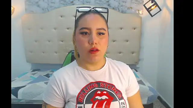 Kathiasaints online show from March 30, 8:54 pm