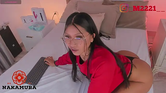 Snapshot of nakamura_sam chatting on February 11, 11:42 am nakamura sam online show from February 11, 11:42 am