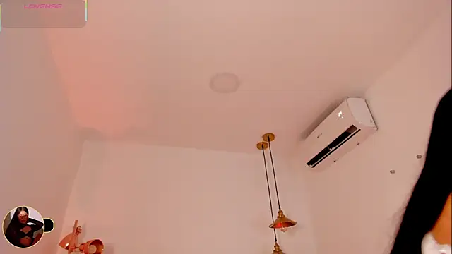 Snapshot of nakamura_sam chatting on April 23, 10:44 am nakamura sam online show from April 23, 10:44 am