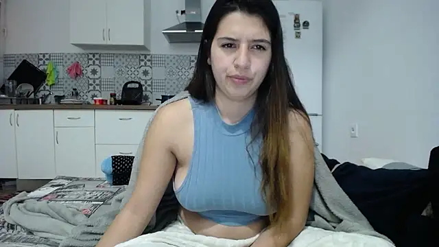 Snapshot of Contantin_helena chatting on March 16, 7:06 pm Contantin helena online show from March 16, 7:06 pm