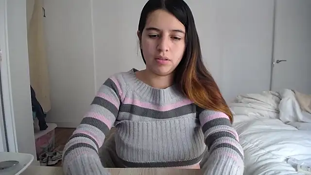 Snapshot of Contantin_helena chatting on January 8, 1:41 pm Contantin helena online show from January 8, 1:41 pm