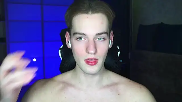 Litmate online show from March 30, 10:11 pm