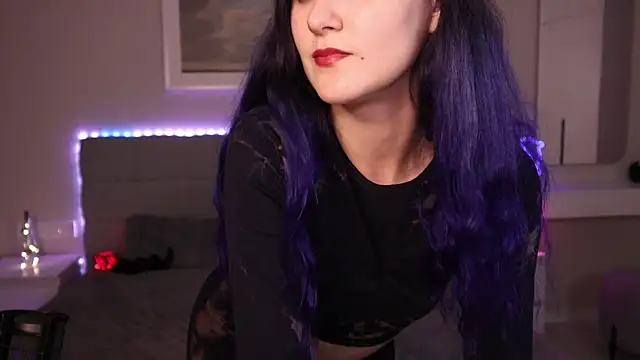 Erotic Synth Goddess online show from October 5, 5:03 pm