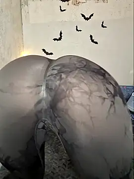 Erotic Synth Goddess online show from March 9, 5:49 pm