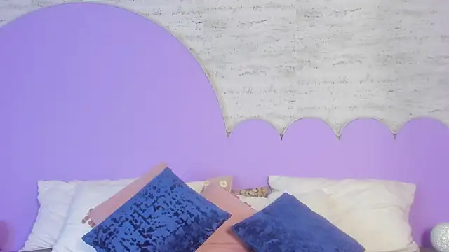 Snapshot of Giaa_Ross chatting on December 4, 7:46 pm Giaa Ross online show from December 4, 7:46 pm