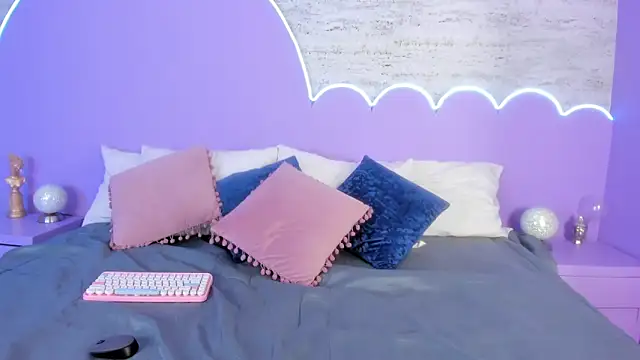 Snapshot of Giaa_Ross chatting on December 3, 7:46 pm Giaa Ross online show from December 3, 7:46 pm