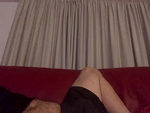 IL GINECOLOGO  online show from December 4, 1:15 am