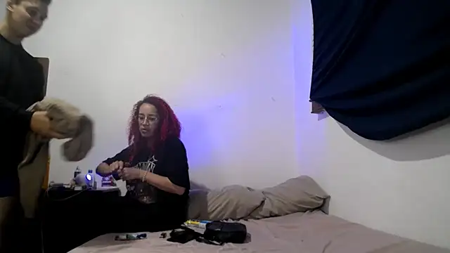 Oliver-sophia online show from February 5, 12:06 am