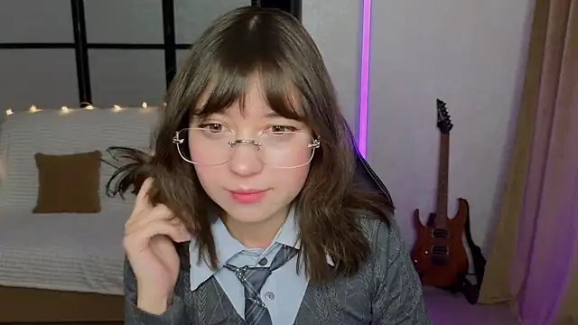 Snapshot of Lina_Brownie chatting on November 29, 10:48 am Lina Brownie online show from November 29, 10:48 am