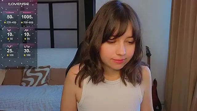 Snapshot of Lina_Brownie chatting on December 14, 8:20 am Lina Brownie online show from December 14, 8:20 am