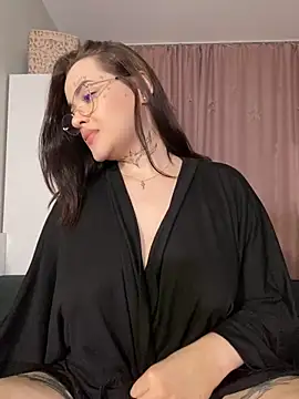 Snapshot of fuckdoll_18 chatting on January 10, 6:49 pm fuckdoll 18 online show from January 10, 6:49 pm