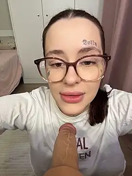 fuckdoll 18 online show from December 17, 8:19 am