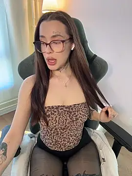 fuckdoll 18 online show from March 15, 2:02 pm