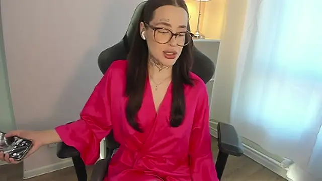 fuckdoll 18 online show from March 18, 2:08 pm