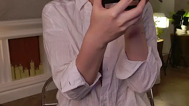 Miley Smile online show from February 11, 5:29 am