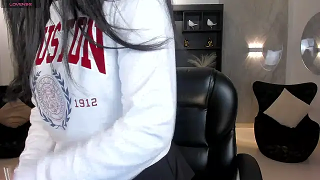 AlyssaDean online show from October 29, 11:20 am