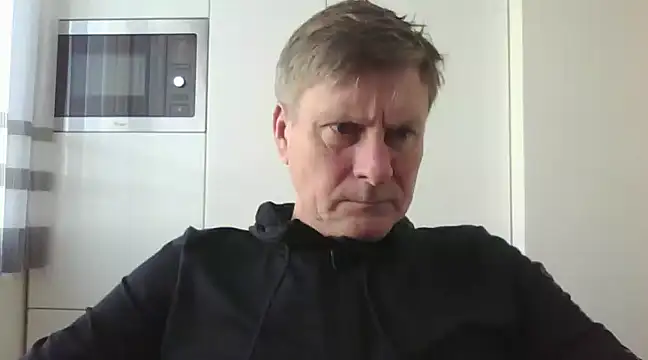 johnnym1 online show from February 4, 9:38 am