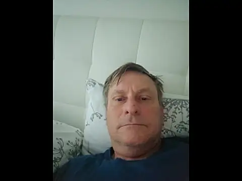 johnnym1 online show from February 9, 6:55 am