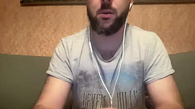 Snapshot of RedDante89 chatting on December 3, 4:44 pm RedDante89 online show from December 3, 4:44 pm