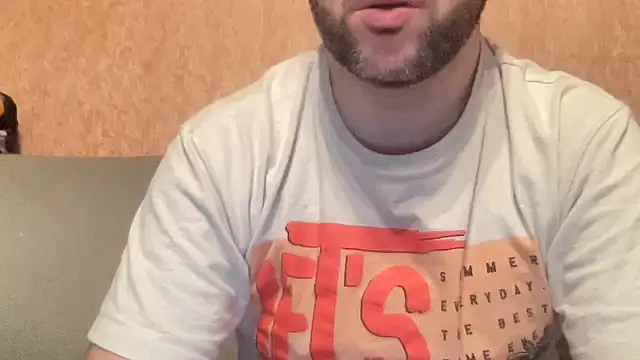 Snapshot of RedDante89 chatting on January 22, 4:44 pm RedDante89 online show from January 22, 4:44 pm