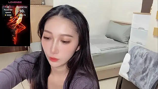 yu5888 online show from March 4, 1:30 pm