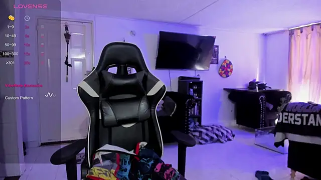 Snapshot of Acid666_alice chatting on September 23, 3:08 pm Acid666 alice online show from September 23, 3:08 pm