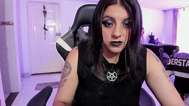 Snapshot of Acid666_alice chatting on September 24, 5:19 pm Acid666 alice online show from September 24, 5:19 pm