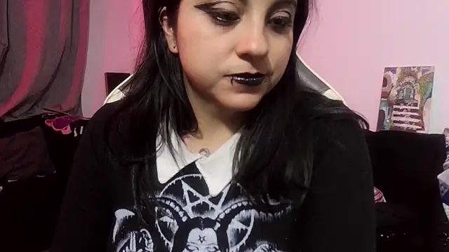 Snapshot of Acid666_alice chatting on June 7, 2:39 am Acid666 alice online show from June 7, 2:39 am