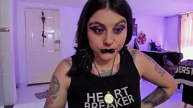 Snapshot of Acid666_alice chatting on September 25, 3:40 pm Acid666 alice online show from September 25, 3:40 pm