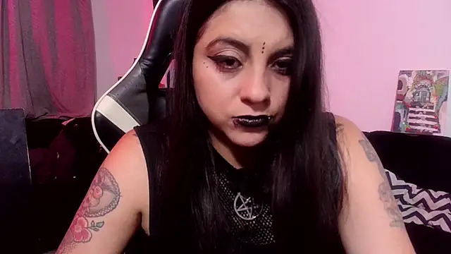 Snapshot of Acid666_alice chatting on July 12, 4:57 am Acid666 alice online show from July 12, 4:57 am
