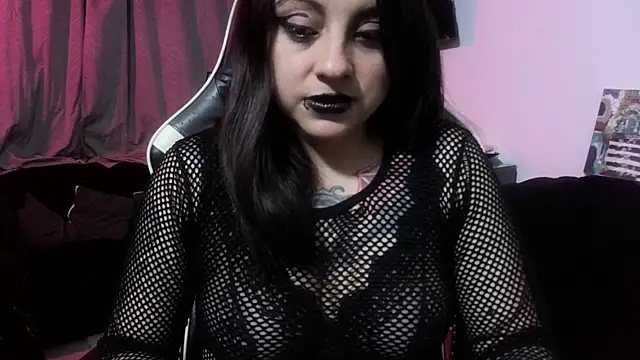 Snapshot of Acid666_alice chatting on June 23, 1:58 am Acid666 alice online show from June 23, 1:58 am